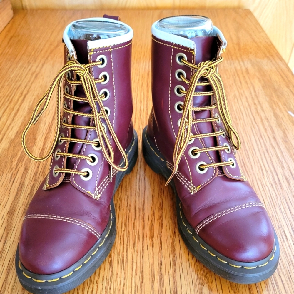 Made in Asia Doc Marten boot